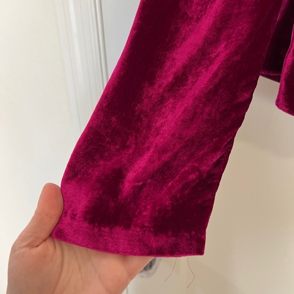 Cinq à Sept Velvet Blouse - Picture 4 of 8